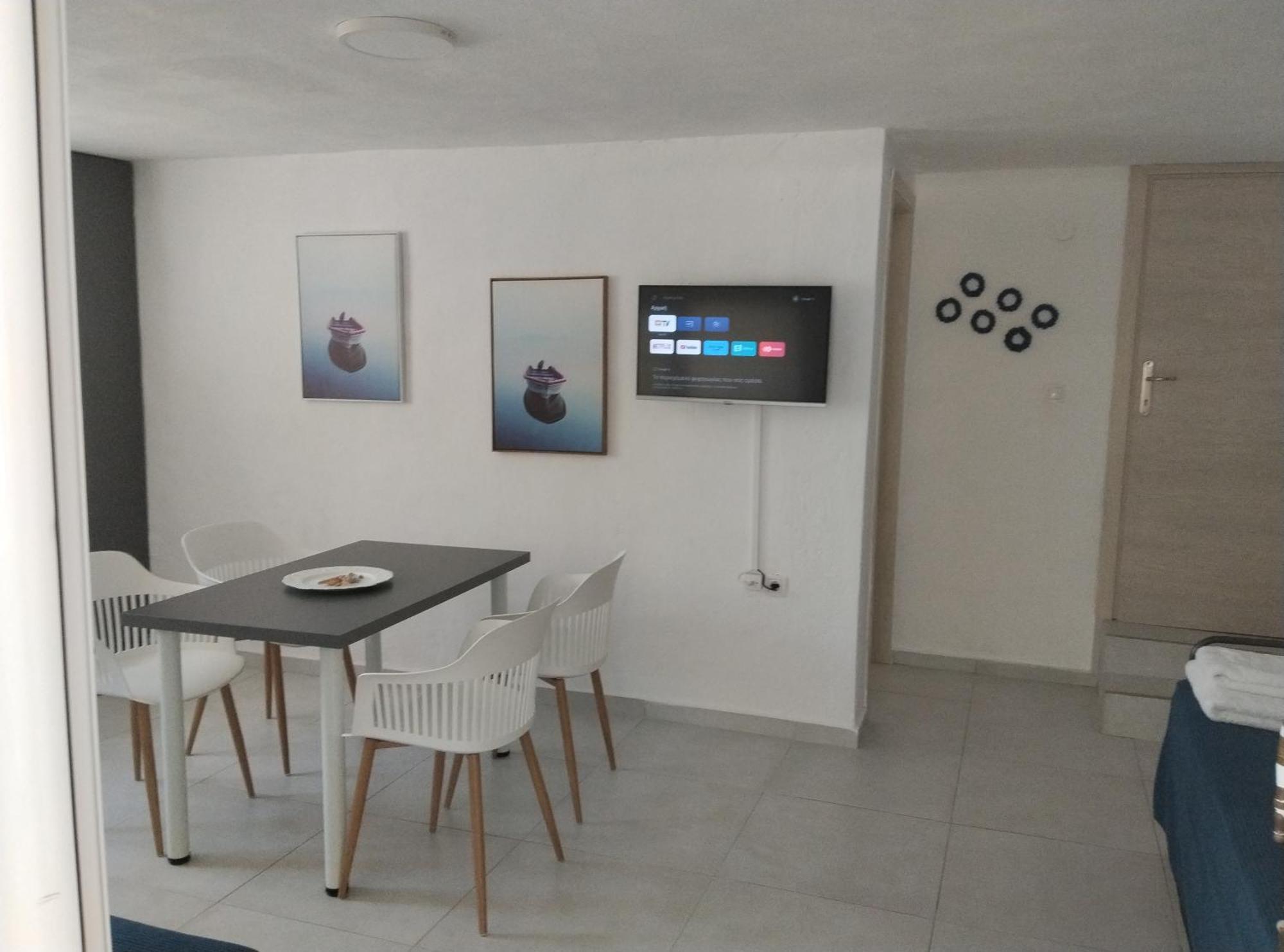 Θαλασσινή Αυρα Villa Vrasná Buitenkant foto